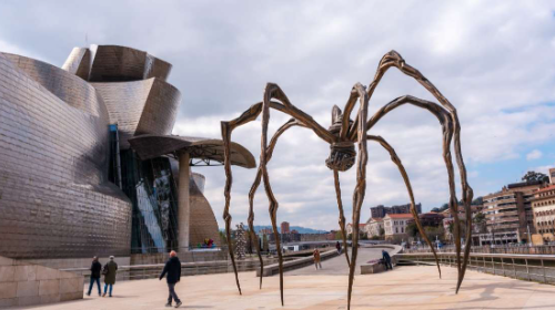 Tour Privado del Museo Guggenheim Bilbao con Guía Oficial
